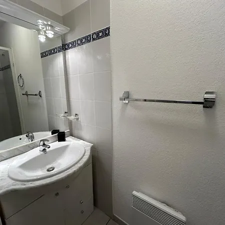 Lyo Pavillon 아파트 *